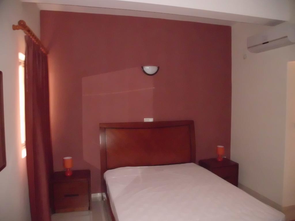 Restaurante Residencial Nova Cidade Porto Novo  Luaran gambar