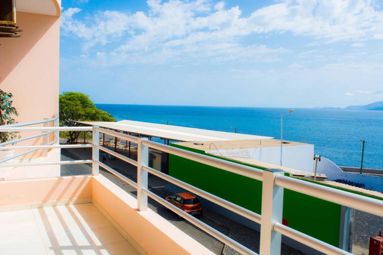 Restaurante Residencial Nova Cidade Porto Novo  Luaran gambar