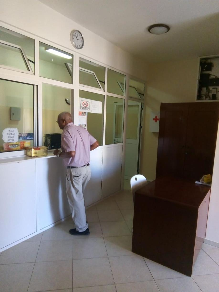 Restaurante Residencial Nova Cidade Porto Novo  Luaran gambar